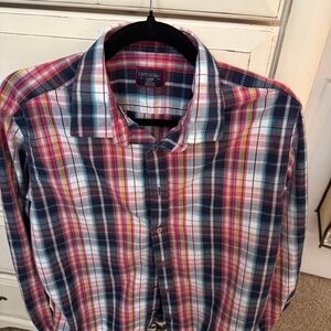 UNTUCKit Men's Vibrant Plaid Button-Down Shirt